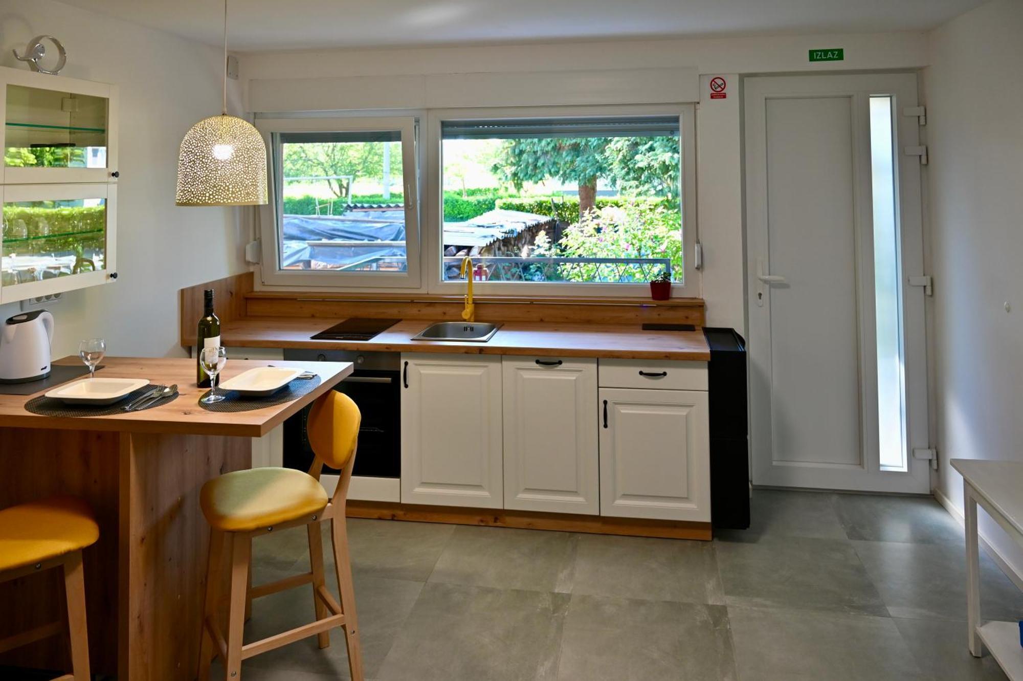 Studio Apartman Una -Self Check In,Free Parking Karlovac Εξωτερικό φωτογραφία
